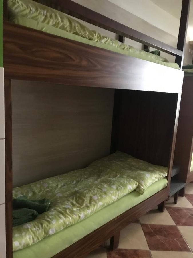 הוסטל וינה Viktoria מראה חיצוני תמונה
